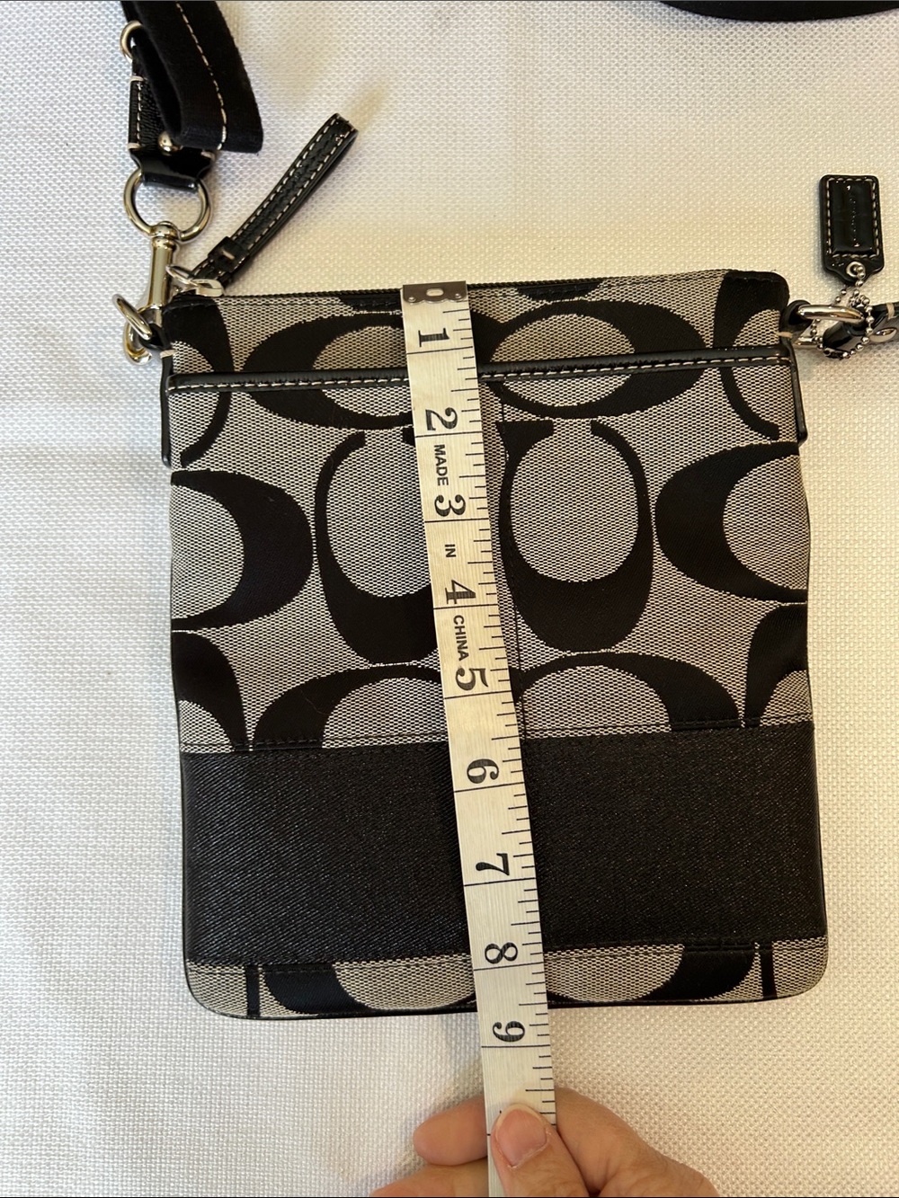 Coach Black Signature Crossbody purse - Picture 7 of 7